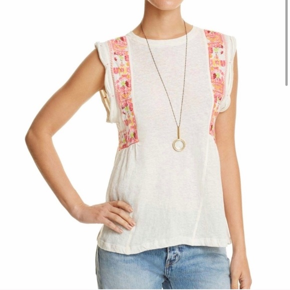 Free People Marcy White Pink Embroider Tank Top M - Picture 2 of 8